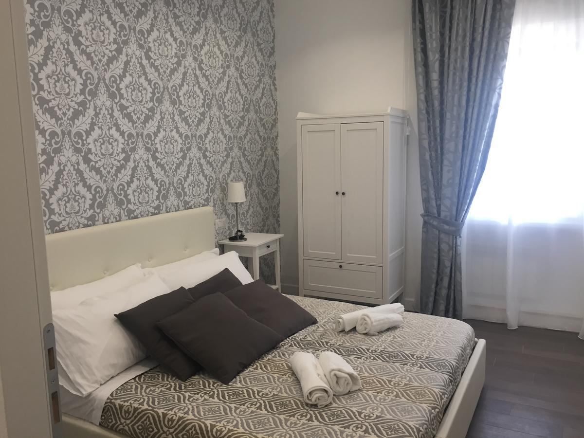 Suite Colosseo Apt. Рим Екстер'єр фото