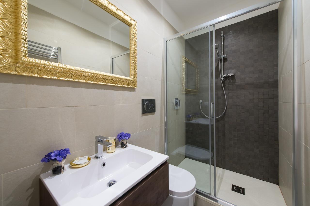 Suite Colosseo Apt. Рим Екстер'єр фото