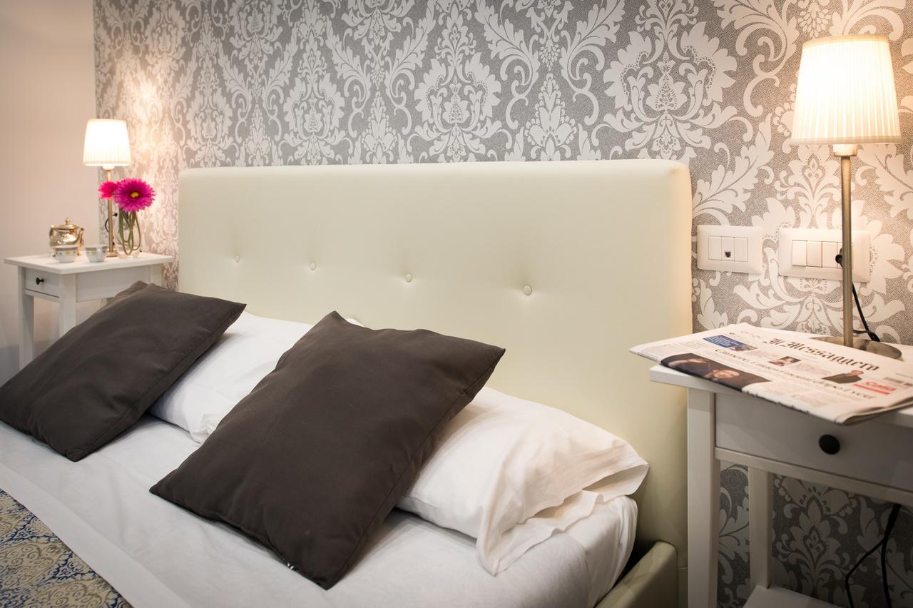Suite Colosseo Apt. Рим Екстер'єр фото